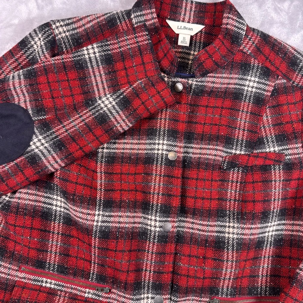 LL Bean Womens XL Red Black Plaid Wool Silk Blend Snap Front Jacket 296917